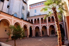 Curia-courtyard