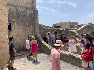 Archaeology in Italy - Pompeii Visit - Study Abroad Italy
